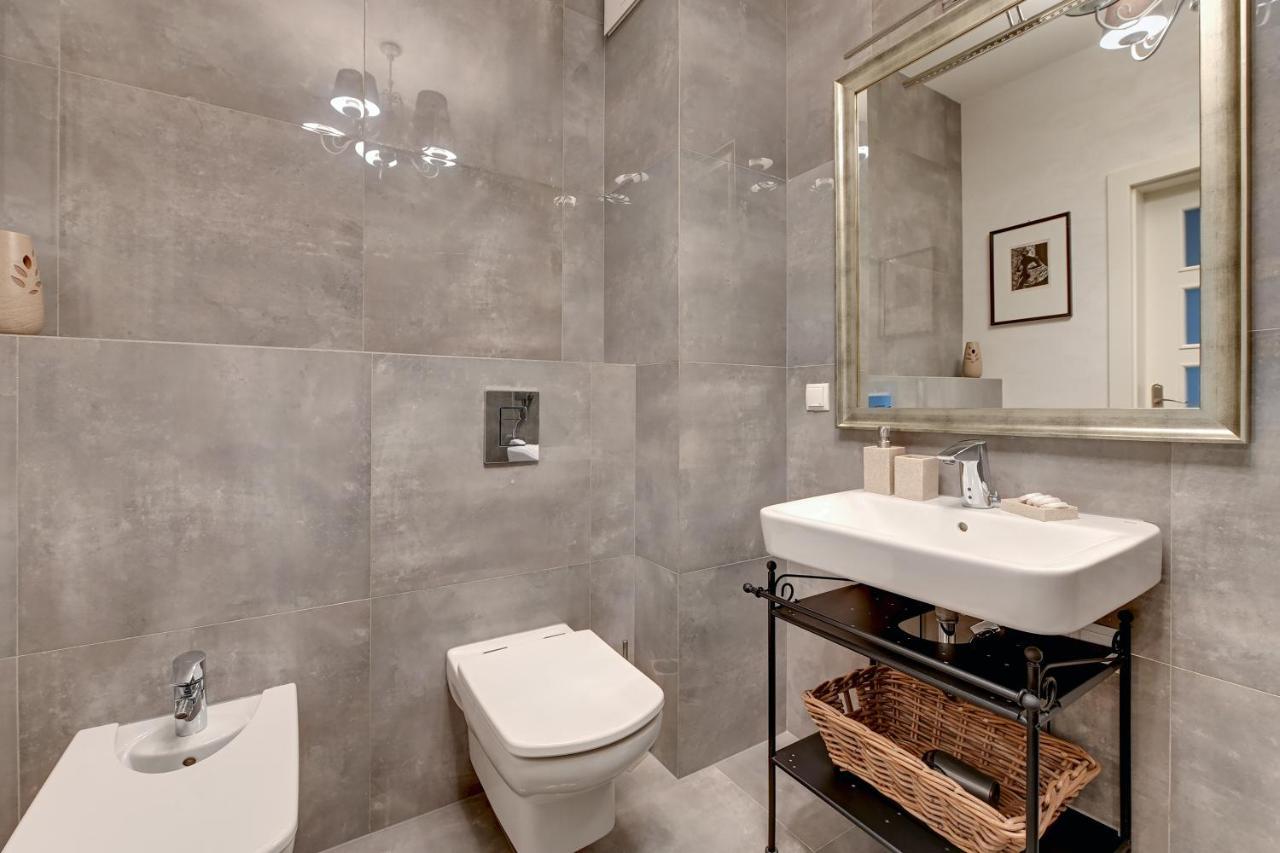 Apartments Riva - Nadmorski Dwor Premium Danzig Exterior foto